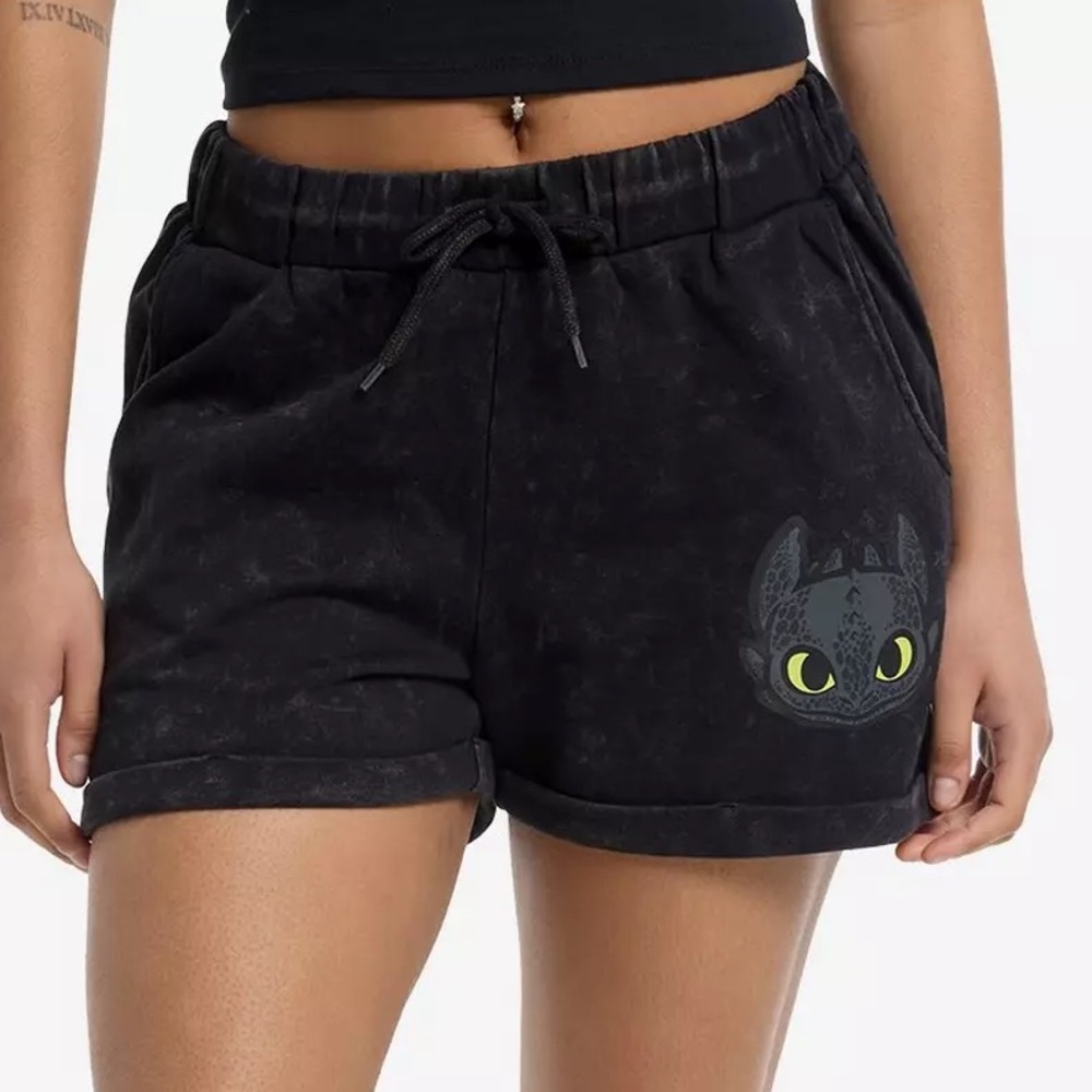 How To Train Your Dragon Toothless Mineral Wash Lounge Shorts Hot Topic